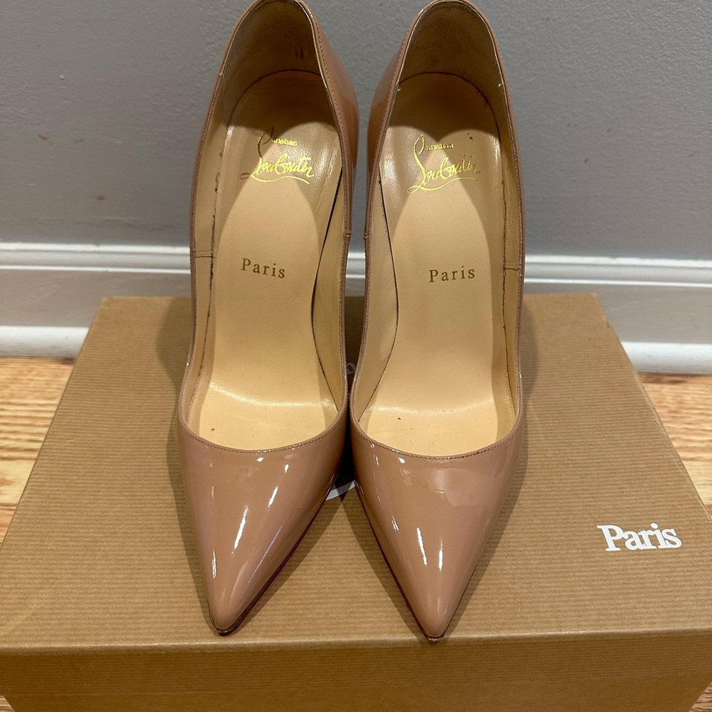 Christian louboutin so Kate 120 mm heels. They have clear plastic on the bottoms